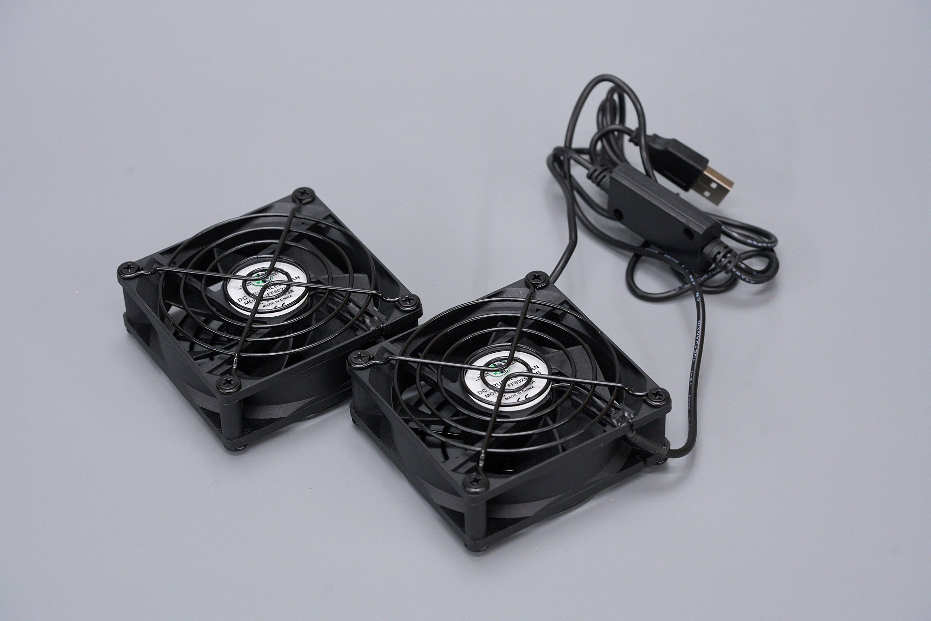 USB TwinFAN 80 mit Steuerung