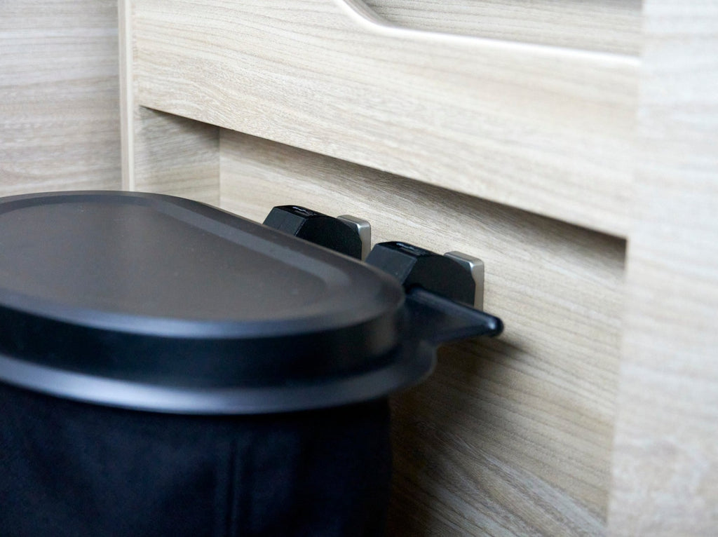 Adapter für Flextrash/VarioTrash an "Knaus-Haken"