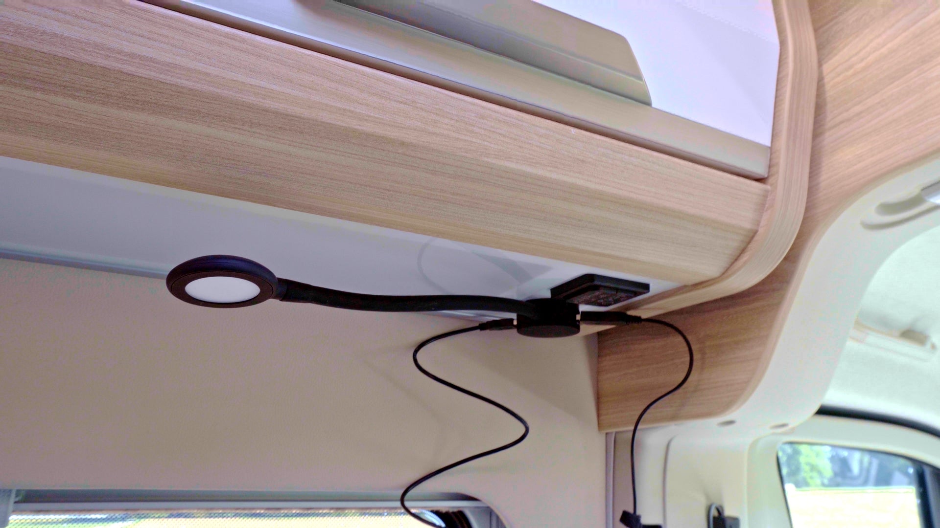 Distanzring für Dometic Schwanenhalslampe